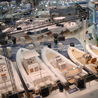 Stand Italmarine/Evinrude - Salone Nautico - Genova 2008 - Progetto grafico e realizzazione pedana e piedistalli - Beps'n Peps per Global Design Studio Srl Torino